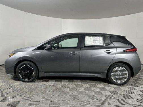 2025 Nissan Leaf SV PLUS
