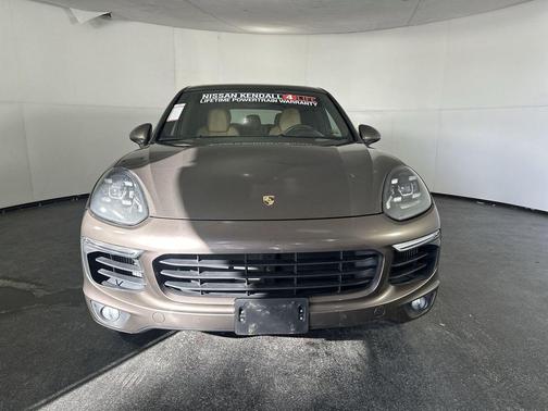2016 Porsche Cayenne Cayenne