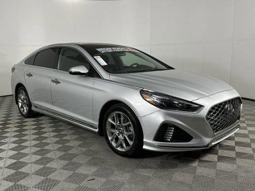 2019 Hyundai SONATA Limited 2.0T