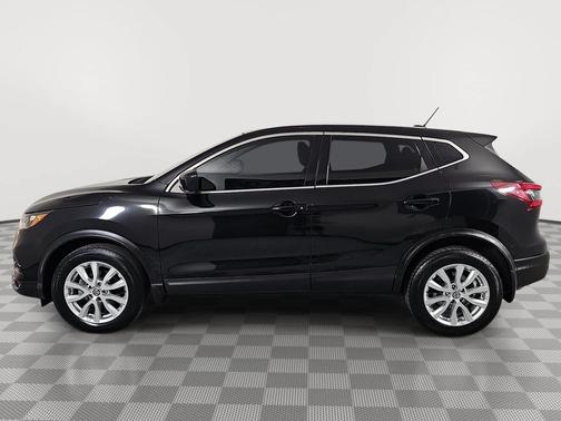 Magnetic Black Pearl 2020 Nissan Rogue Sport S