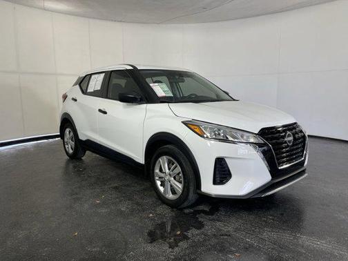 2023 Nissan Kicks S