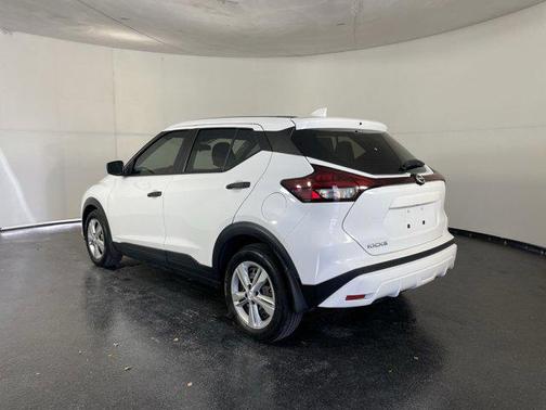 2023 Nissan Kicks S