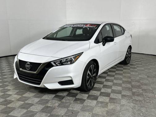 2022 Nissan Versa 1.6 S