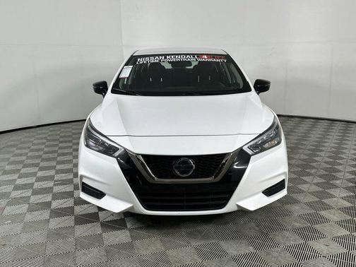 2022 Nissan Versa 1.6 S