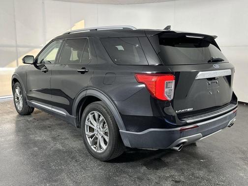 AGATE BLACK METALLIC 2022 Ford Explorer Limited