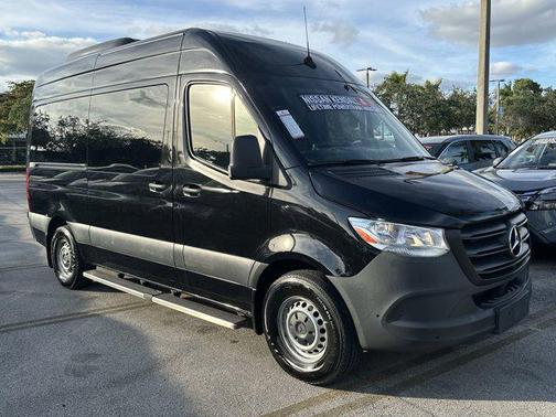 2024 Mercedes-Benz Sprinter 2500 Standard Roof
