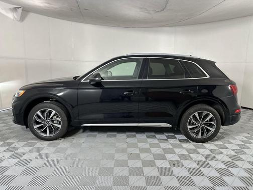 Black 2021 Audi Q5 45 Premium Plus