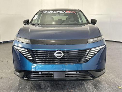 Aurora Blue Pearl Metallic/Super Black 2026 Nissan Murano Platinum