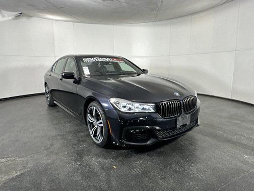 2019 BMW 750 I
