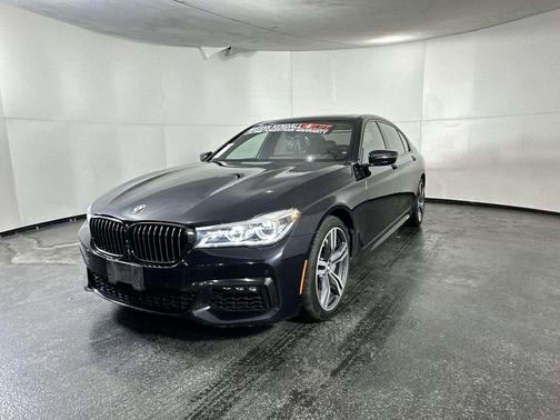2019 BMW 750 I