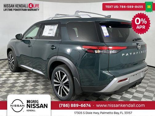 2025 Nissan Pathfinder Platinum FWD