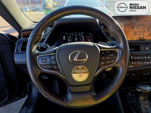 2022 Lexus ES 350 Base