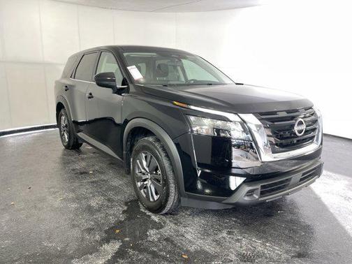 2024 Nissan Pathfinder S FWD