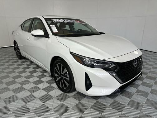 Aspen White Tricoat 2025 Nissan Sentra SV