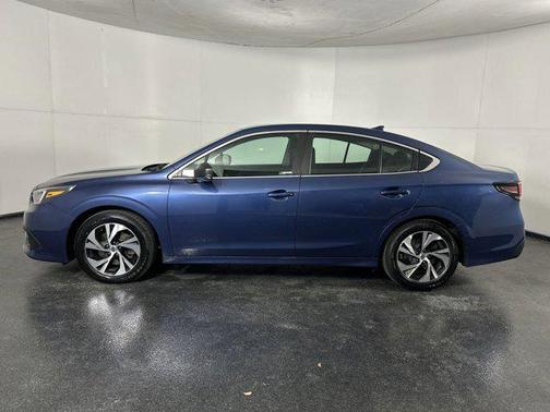 2022 Subaru Legacy Base
