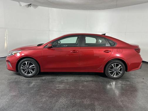 Currant Red 2023 Kia Forte LXS