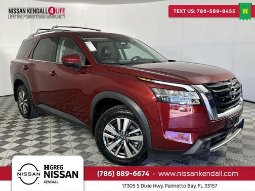 2022 Nissan Pathfinder SL 4WD