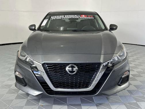 Gun Metallic 2019 Nissan Altima 2.5 S