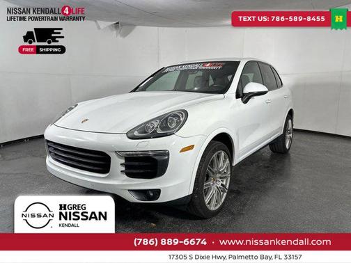 2017 Porsche Cayenne Platinum Edition