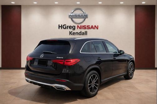 Black 2024 Mercedes-Benz GLC 300 4MATIC