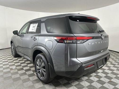 2025 Nissan Pathfinder S FWD