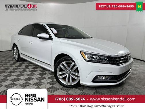 2017 Volkswagen Passat 1.8T SE w/Technology