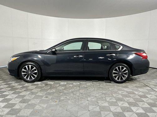 2016 Nissan Altima 2.5 SV