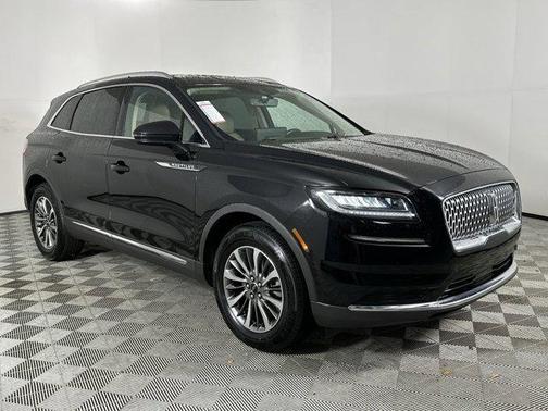 2022 Lincoln Nautilus Standard