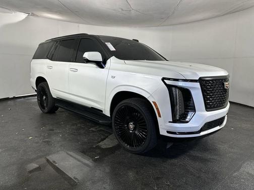 2025 Cadillac Escalade Luxury