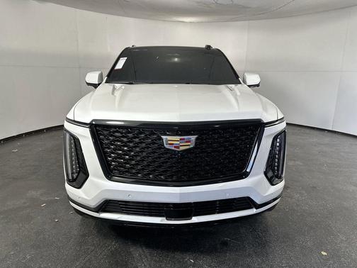 2025 Cadillac Escalade Luxury