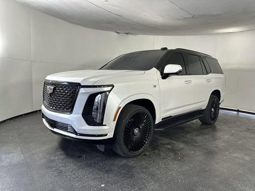 2025 Cadillac Escalade Luxury