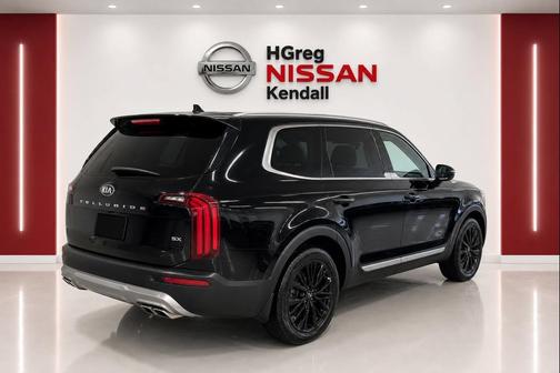 Ebony Black 2022 Kia Telluride SX