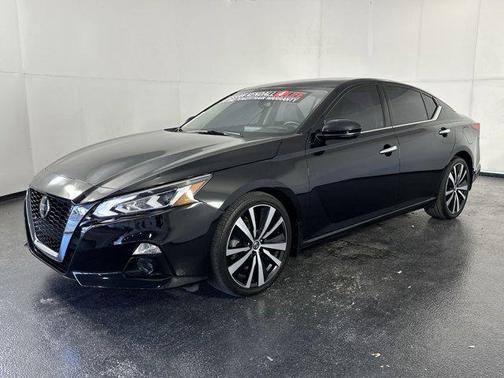 2020 Nissan Altima Platinum FWD
