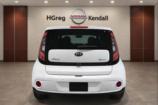 Clear White 2017 Kia Soul EV +
