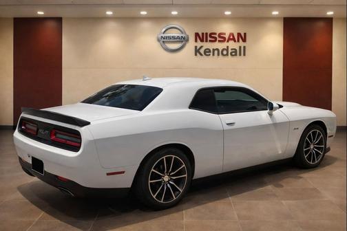 White Knuckle Clearcoat 2023 Dodge Challenger R/T