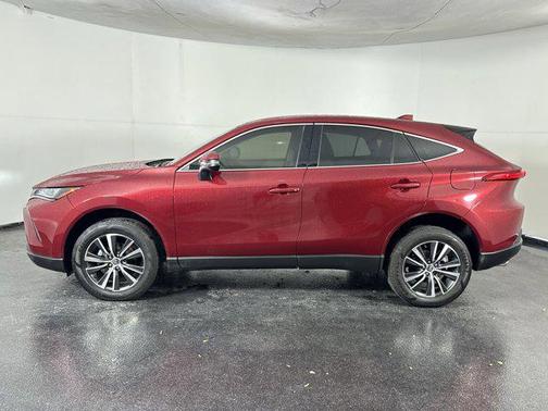 2022 Toyota Venza LE