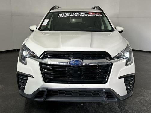 Crystal White Pearl 2023 Subaru Ascent Limited 7-Passenger