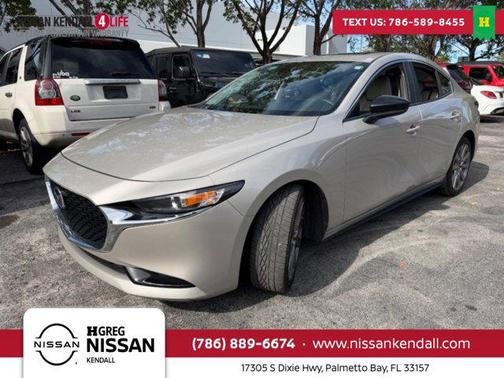 2022 Mazda Mazda3 FWD w/Preferred Package