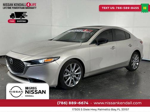 2022 Mazda Mazda3 FWD w/Preferred Package