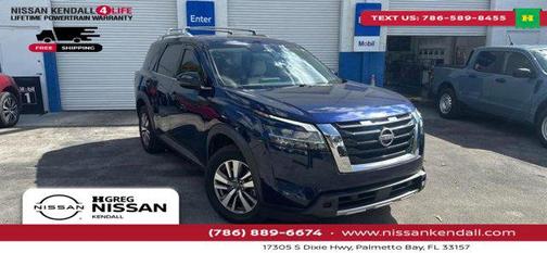 2023 Nissan Pathfinder SL 4WD