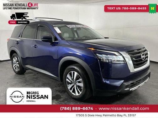 2023 Nissan Pathfinder SL 4WD