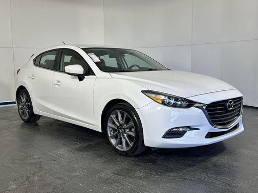 2018 Mazda Mazda3 Touring