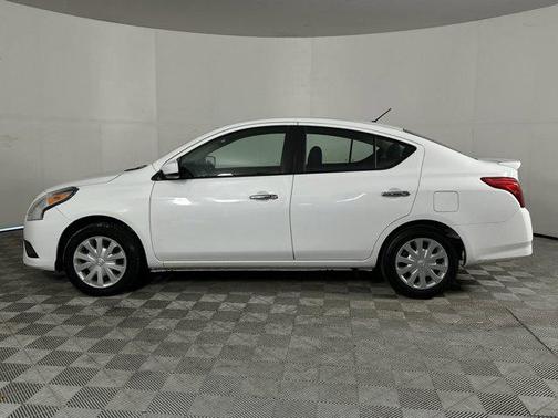 2019 Nissan Versa 1.6 SV