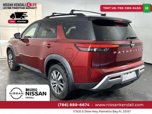 2022 Nissan Pathfinder SL 2WD
