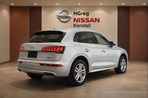 Florett Silver Metallic 2020 Audi Q5 45 Premium