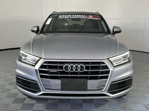 Florett Silver Metallic 2020 Audi Q5 45 Premium