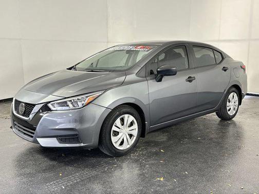 2021 Nissan Versa 1.6 S