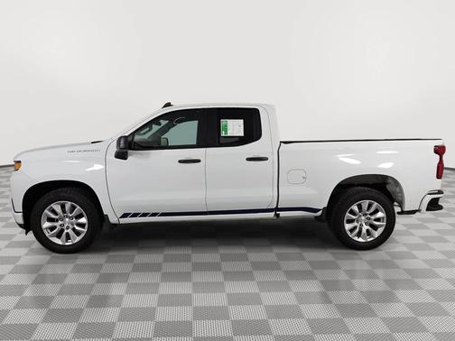 Summit White 2021 Chevrolet Silverado 1500 Custom