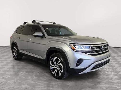 Pyrite Silver Metallic 2023 Volkswagen Atlas 3.6L SEL