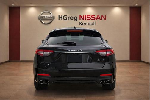 2023 Maserati Levante Modena